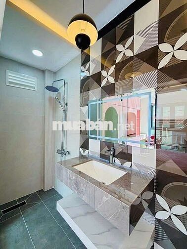 nhà mặt tiền kinh doanh mua bán