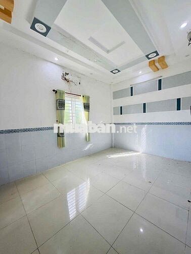 Nhà trệt lầu 3pn KDC Quân Báo Gần Chợ Bà Bộ