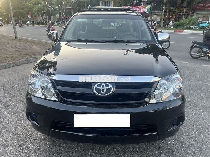 Toyota Fortuner SR5 2008 Đen 18 vạn