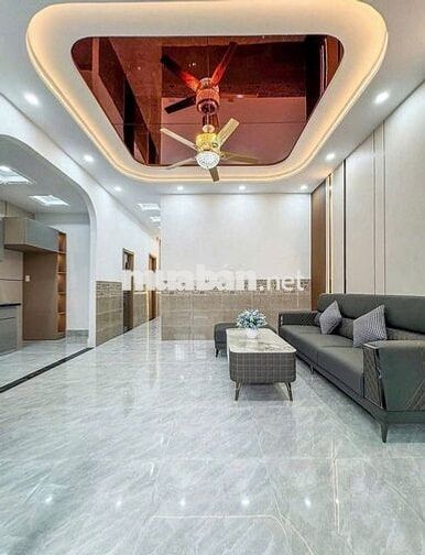 Bán nhà ngang 6m ở Hóc Môn–có dòng tiền sẵn 4,8tr/th Sổ Riêng đườg oto
