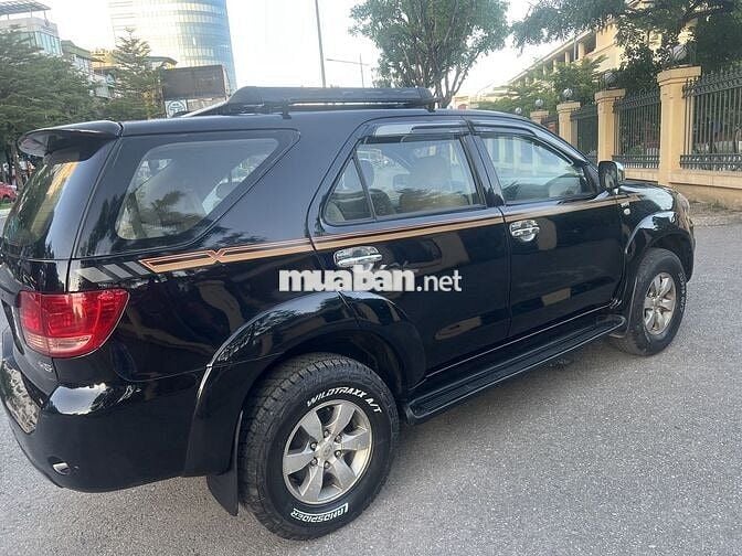 Toyota Fortuner SR5 2008 Đen 18 vạn