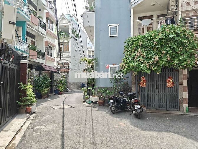 "Bán nhà P3 Phú Nhuận 2 tầng, 4PN, 3WC, DT 3.2m x 12m