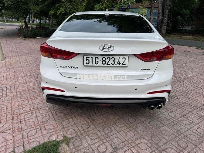 Hyundai Elantra 2018 Sport 1.6 turbo AT