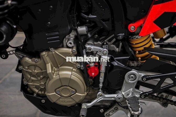 Ducati Hypermotard Mono 698 RVE 2024 Đỏ 4000 km