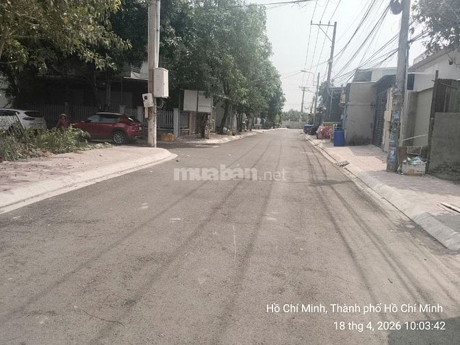Bán dãy trọ mặt tiền đường, 180m2. ( 8x26 ) - Chỉ 8 tỷ* - Quận 9 TPHCM