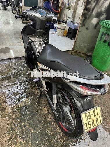 Honda Future 125 Fi 2013 Bạc đen