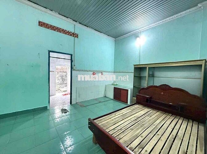 CHO THUÊ NHÀ SÂN VƯỜN - GẦN NGÃ 4 NGUYỄN KHUYẾN -TRẢNG DÀI - GIÁ: 3tr2