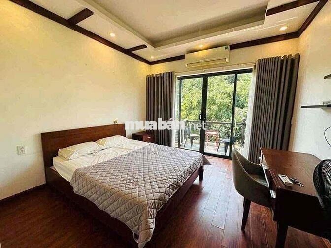 HOT CĂN HỘ  BAN CÔNG NỘI THẤT CAO CẤP MÁY GIẶT RIÊNG NGAY METRO QUẬN 1