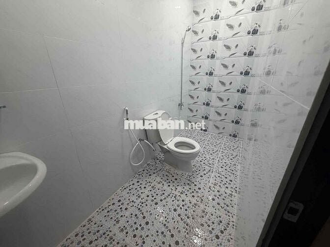 NHÀ 2 TẦNG HOÀN CÔNG- SÁT PVĐ- NGANG 5M