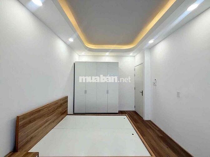 căn chung cư 6x10 ,2pn đinh bộ lĩnh , qua q1 chỉ 1phut