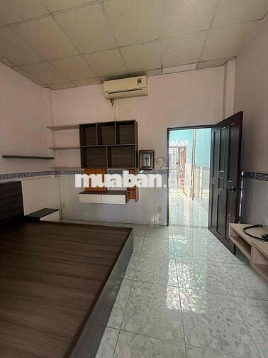 nhà 2 tầng chủ bán để đi định cư nước ngoài, hẻm nhựa 6m thông