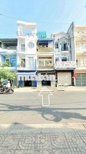 Cho thuê mặt bằng và văn phòng