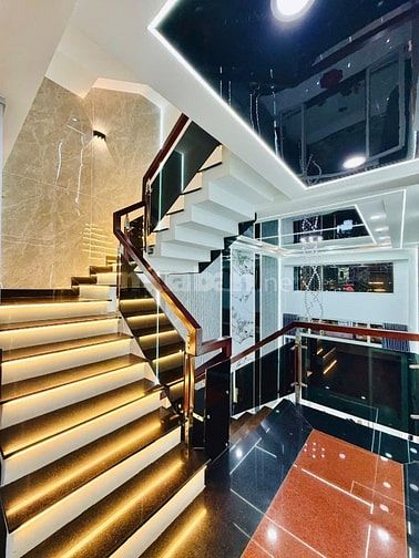 MẴT TIỀN 6 LẦU GIÁ THANH KHOẢN NHANH 