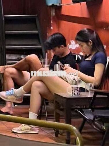 Cho thuê nhà Nguyên căn Bà Điểm, gần chợ Cây Me