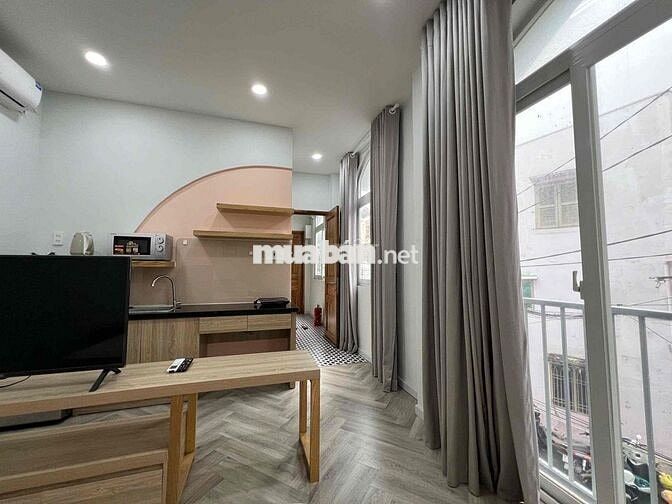 💥Sẵn phòng bancol thoáng gần sân bay  - Full nội thất cao cấp có Tivi