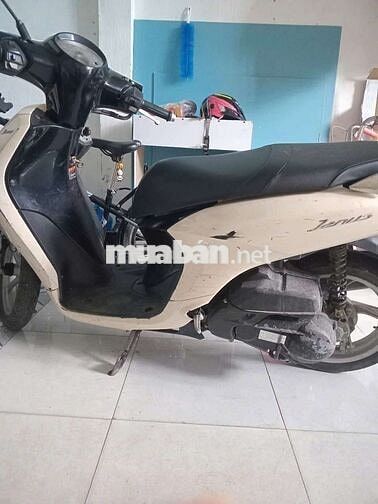 Yamaha Janus màu Kem