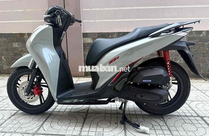 Honda SHVN Abs 160i 2024 9.xxx km