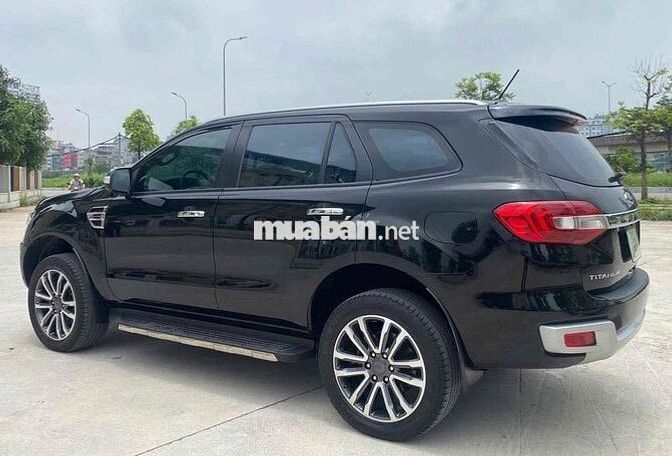Ford Everest 2020 2 cầu Đen 80000 km