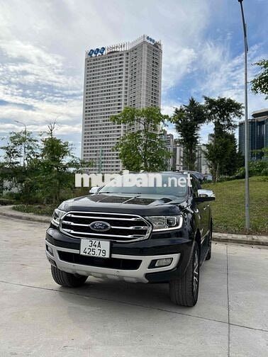 Ford Everest 2020 2 cầu Đen 80000 km