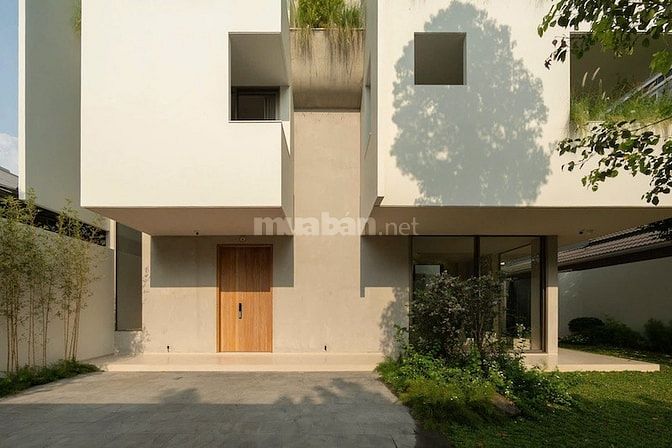 Villa mới tinh 404m² tại KDC Tuổi Trẻ Thủ Đức, sân vườn rộng, 110 tỷ