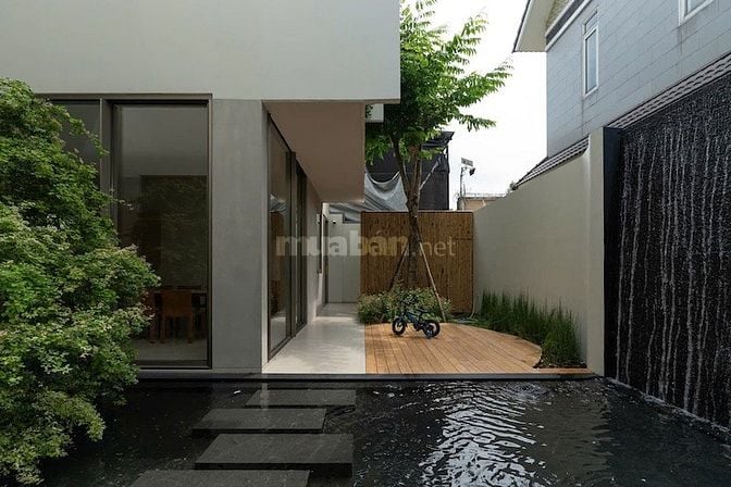 Villa mới tinh 404m² tại KDC Tuổi Trẻ Thủ Đức, sân vườn rộng, 110 tỷ