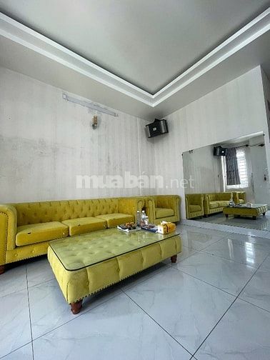 Nhà đẹp khu tên lửa, DT: 4x20.1m Trệt 2 lầu sân thượng giá 7.9tỷ TL