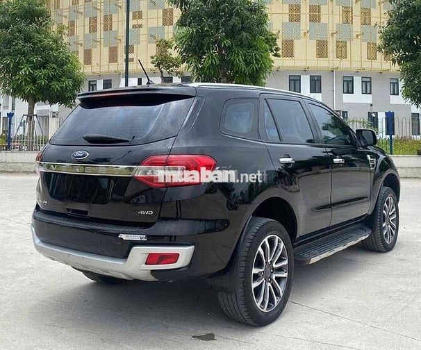 Ford Everest 2020 2 cầu Đen 80000 km