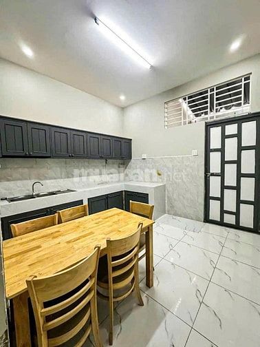 Chủ ngộp bán gấp nhà Tân Phú Trung Củ Chi 120m2 Sổ Hồg Riêng 610 triệu