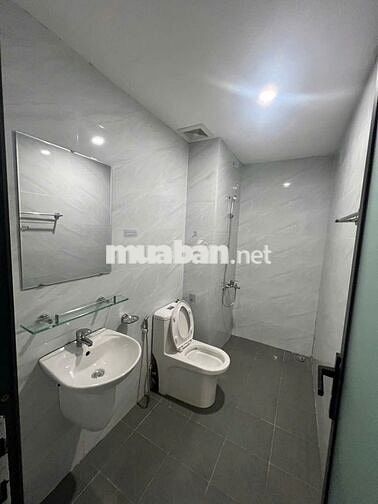 (8702) star tower. Vợ đẻ bán rẻ về quê. Bao sổ hồng