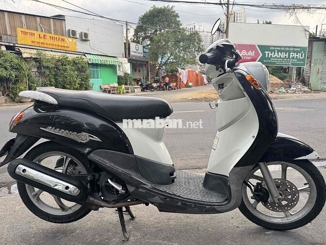 Yamaha Classico Đen trắng Đã sử dụng