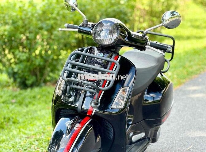 Piaggio Vespa Super GTS 125cc 2016 Đen .Máy Zin