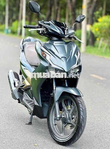 Honda Air Blade 125 2024 Xám odo13k.Zin Nguyên Bản