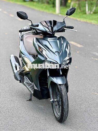 Honda Air Blade 125 2024 Xám odo13k.Zin Nguyên Bản