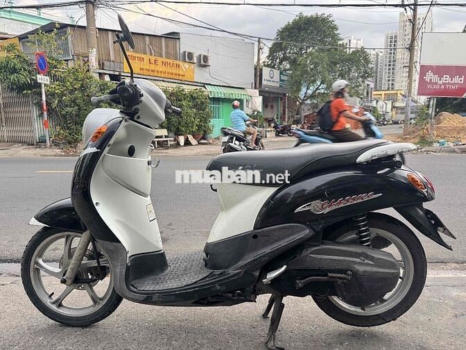 Yamaha Classico Đen trắng Đã sử dụng