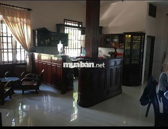 Cần bán đất nhà đang ở trên trục đường 30 Tháng 4.