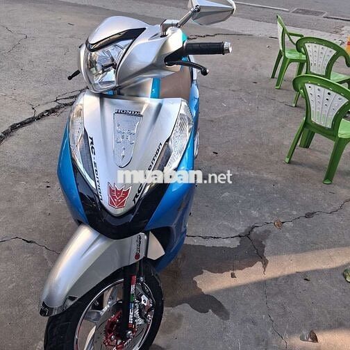 Honda Lead Xám