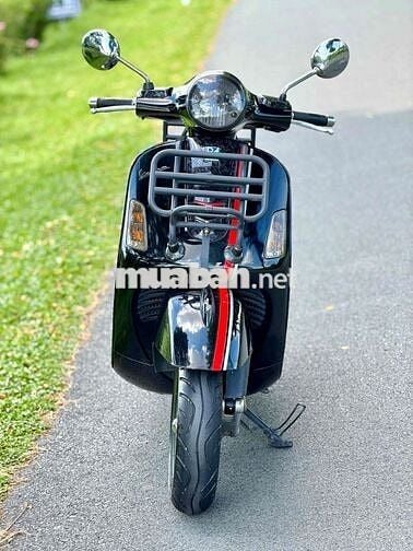 Piaggio Vespa Super GTS 125cc 2016 Đen .Máy Zin