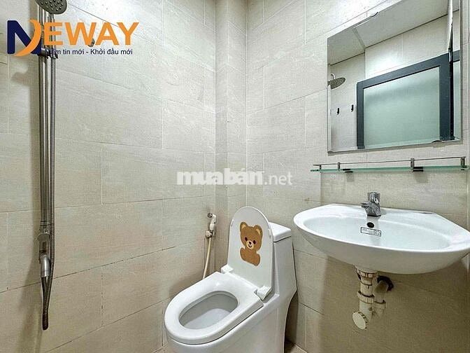 Phòng Rẻ Giá Tốt Gác Cao - Thang Máy Hầm Xe - Ngay Đại học Văn Hiến