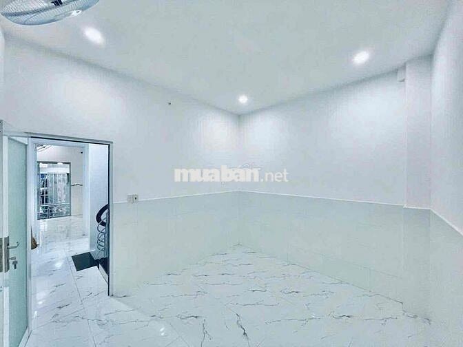 cần bán gấp nhà hẻm xe hơi 15m