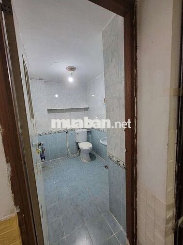 CĂN TẦNG TRỆT RẤT RỘNG GÀN BÀU CÁT- ETOWN CỘNG HÒA