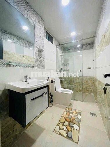 CHO THUÊ NHÀ MỚI,MAI VĂN NGỌC,PHÚ NHUẬN(3PN,4WC) CÓ NỘI THẤT