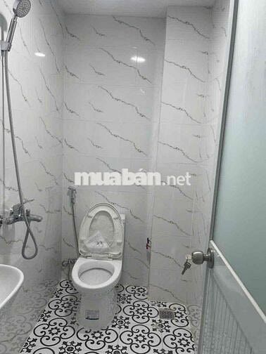 cần bán gấp nhà hẻm xe hơi 15m