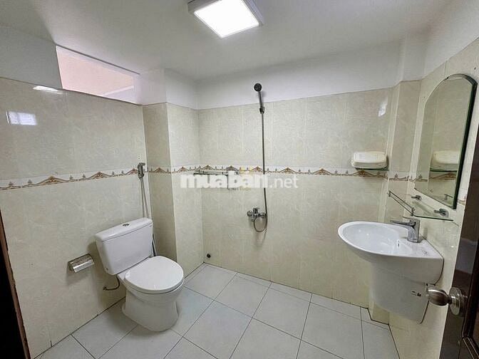 💥 Nguyên Căn HXH 6PN-6WC 1 Trệt 3 Lầu Huỳnh Văn Bánh Phú Nhuận