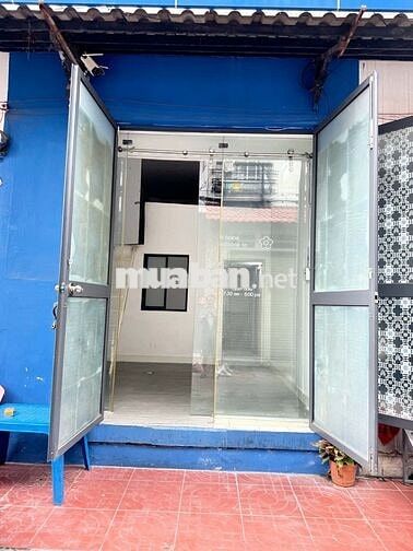 Kiot Kinh doanh cho thuê . Dt 27m2 . 2 phòng ngủ 