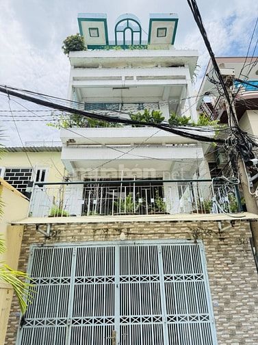 Bán nhà hxh đậu ngày đêm lê đại hành q11 - 4m/4,2m x 13m chỉ 9,8 tỷ