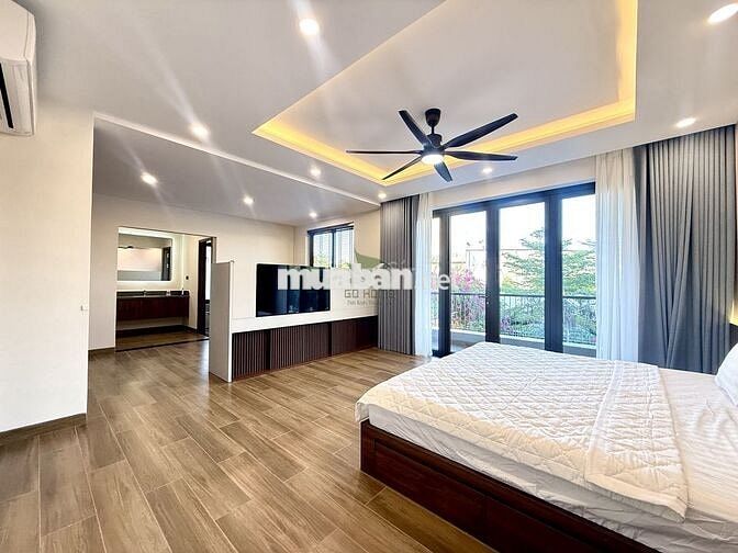 CHO THUÊ BIỆT THỰ MỚI 7 PHÒNG NGỦ SIÊU ĐẸPGIÁ 80 TRIỆU/THÁNG