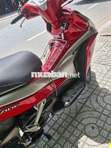 Honda Air Blade Đỏ bạc
