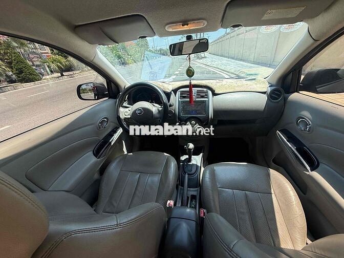 Nissan Sunny Nâu 5 chỗ