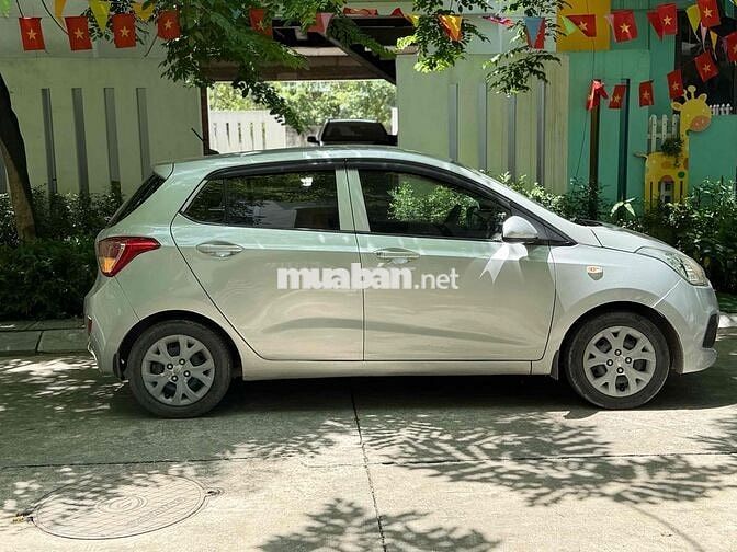 Hyundai i10 2016 Bạc Số sàn