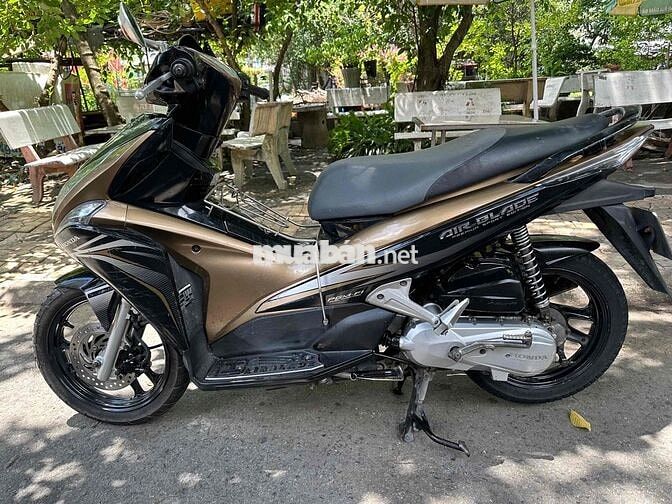 Honda Air Blade 2012 Đen Vàng đồng